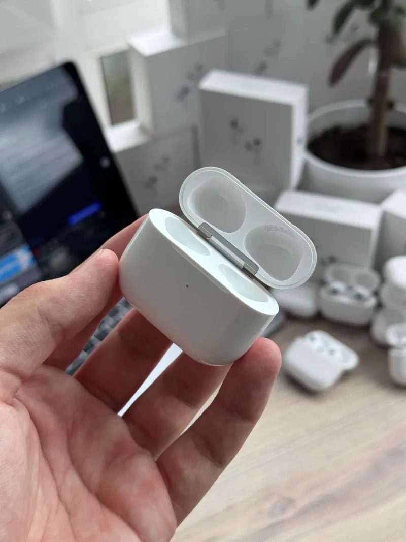 Магазин б/у Кейс AirPods 3 A2566/A2897 A2565 A2564 Оригінал MagSafe — фото 2
