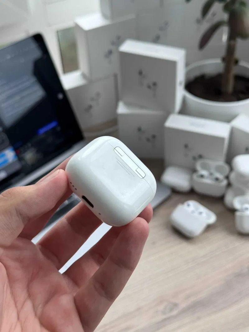 Магазин б/у Кейс AirPods 4 ANC A3059 A3056 A3055 A3057 Оригинал з шумопоглинанням анс — фото 4