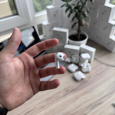 Магазин б/у Лівий AirPods 4 A3053 A3050 A3058 Оригинал