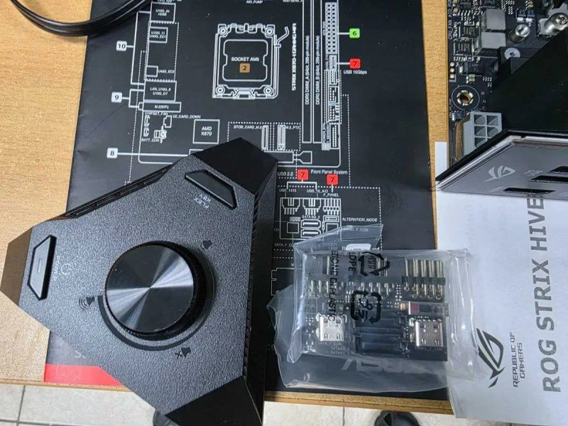 Материнська плата Asus ROG Strix X870-I WiFi — фото 5