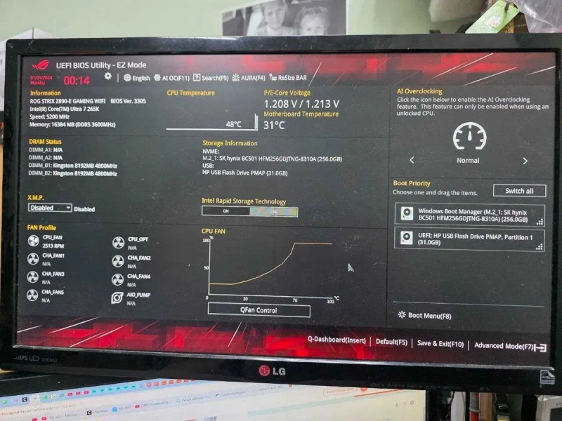 Материнська плата Asus ROG Strix Z890-E Gaming WiFi — фото 5