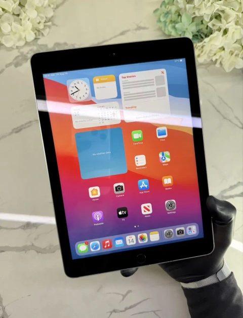 Майже Новий iPad 5 Space Gray 100%АКБ! 32GB Уцінка (Магазин Гарантія)