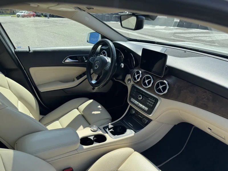 Mercedes-Benz GLA 250 (2019) — фото 6