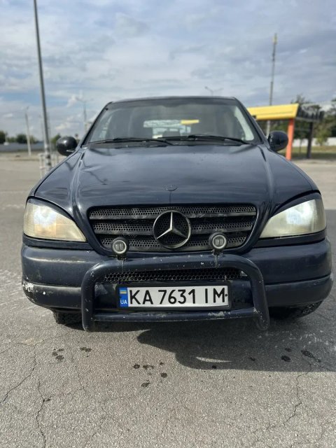 Mercedes ML 2.3 Газ/Бензин ,На временной регистрации.