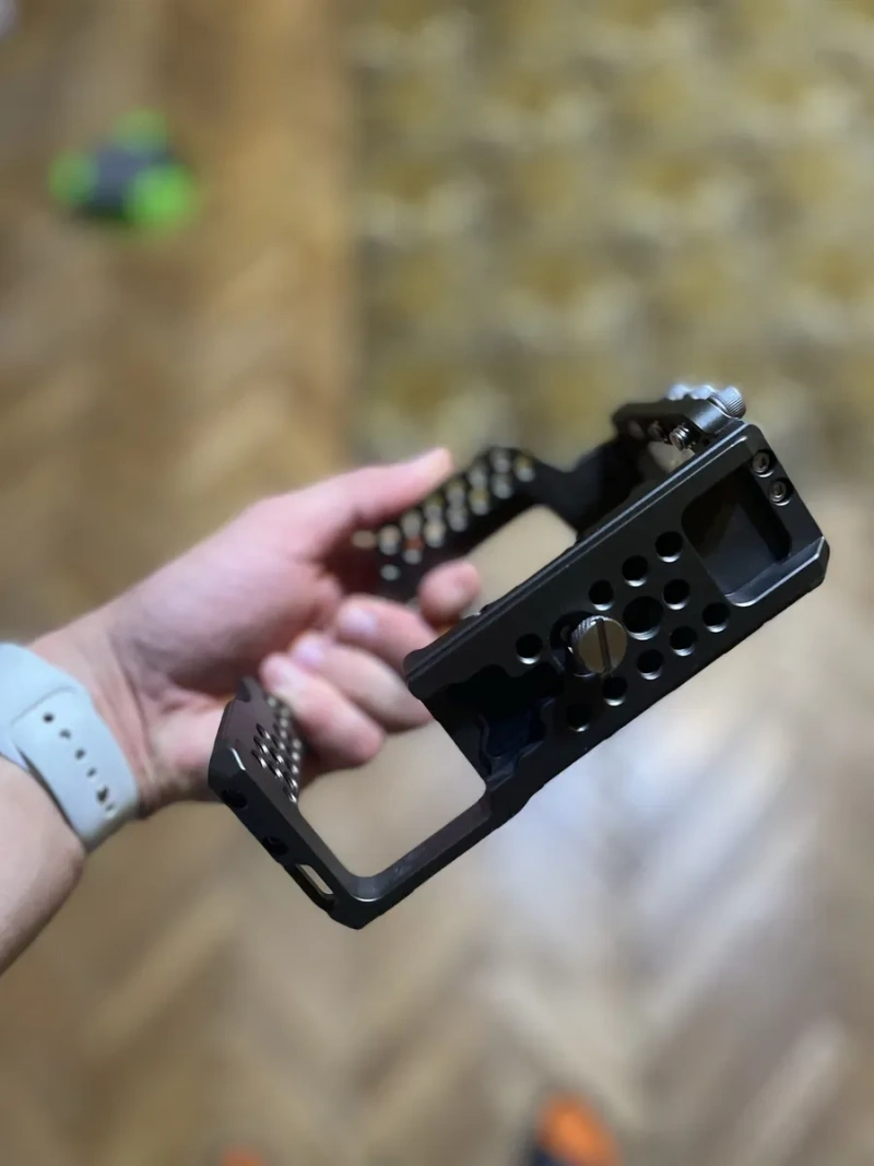 Металева клітка з ручкою Andoer для Sony A7 III — фото 6