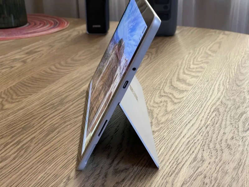 Microsoft Surface Go 3. Екран 10.5" Памʼять 4Gb/64Gb SSD. Встановлений та активований Windows 11 Pro. Відмінний стан — фото 4