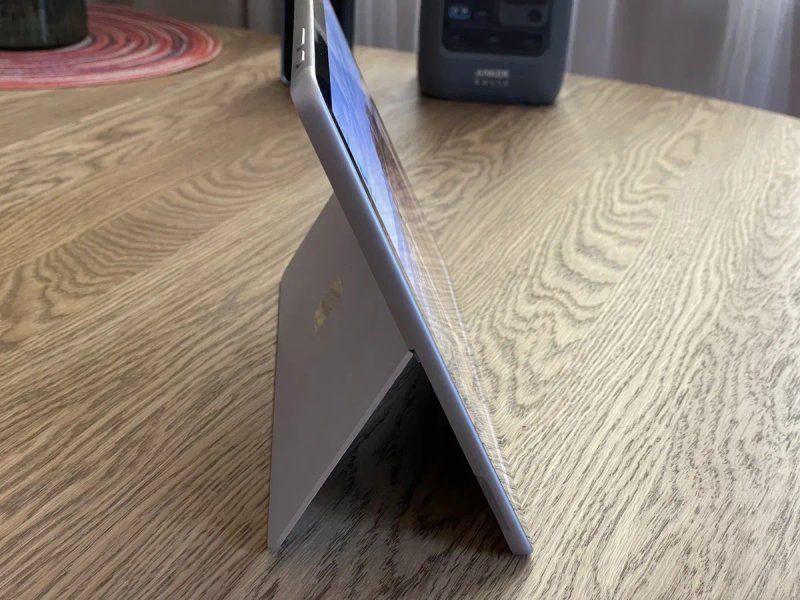Microsoft Surface Go 3. Екран 10.5" Памʼять 4Gb/64Gb SSD. Встановлений та активований Windows 11 Pro. Відмінний стан — фото 5