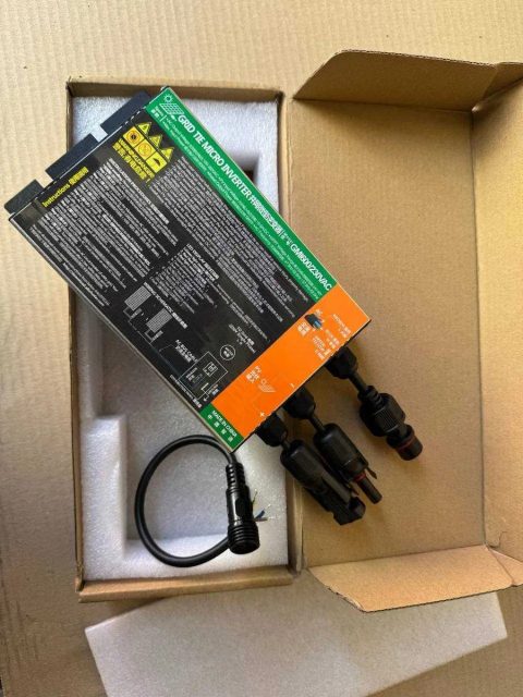 Мікроінвертор Grid Tie Micro Inverter GMI600/230VAC