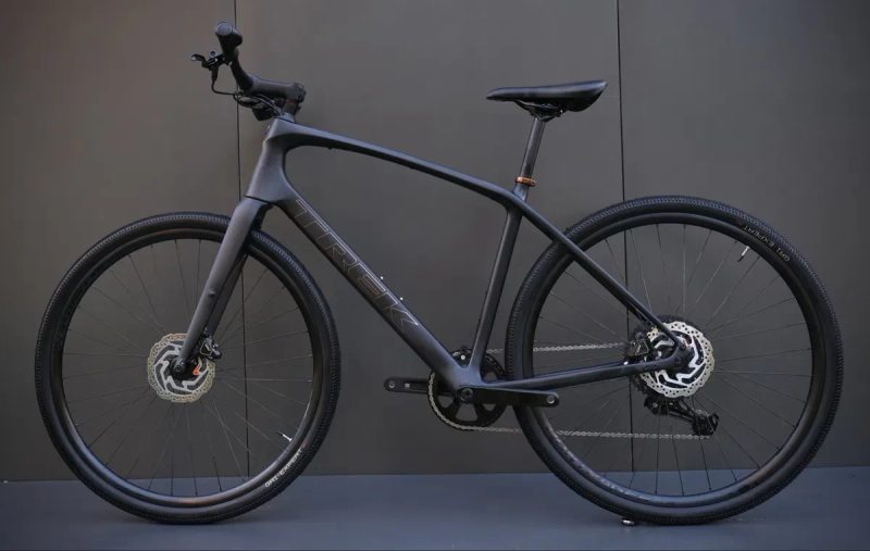 Міський карбоновий велосипед Trek FX Sport 4 Carbon Cues (2026) як новий — фото 2