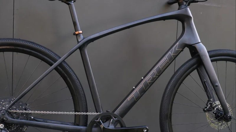 Міський карбоновий велосипед Trek FX Sport 4 Carbon Cues (2026) як новий — фото 3