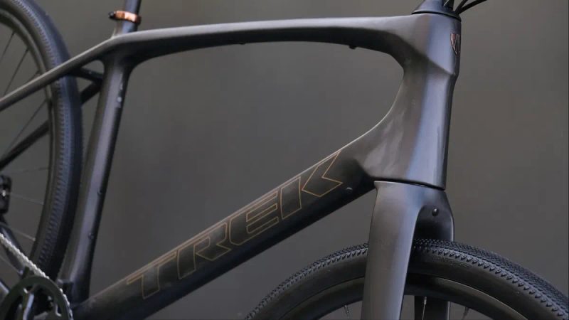 Міський карбоновий велосипед Trek FX Sport 4 Carbon Cues (2026) як новий — фото 4