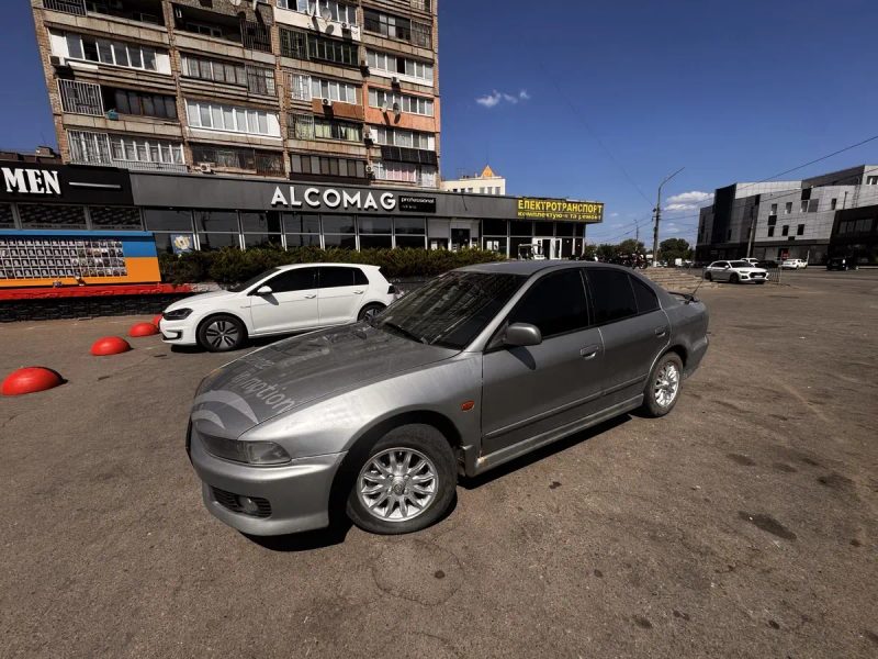 Mitsubishi Galant — надёжный седан, готов к ежедневной эксплуатации — фото 2