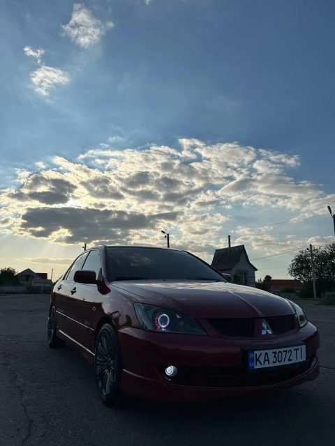 Mitsubishi lancer