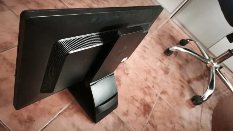 Монітор 23" HP Elite Display E231 — фото 4