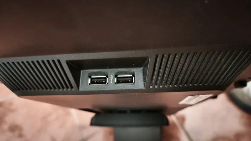 Монітор 23" HP Elite Display E231 — фото 6