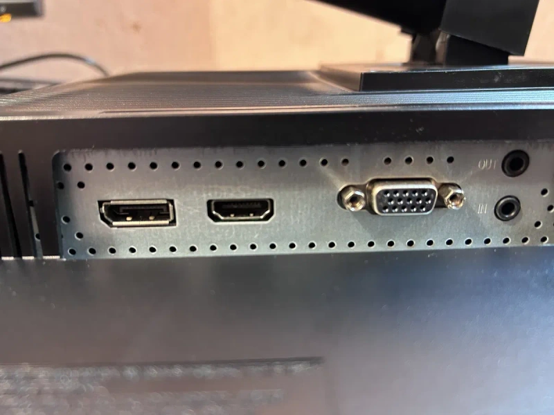 Монітор Samsung 23,6” LS24E65UPLX с HDMI розʼємом, а також VGA, DisplayPort Б/У — фото 6