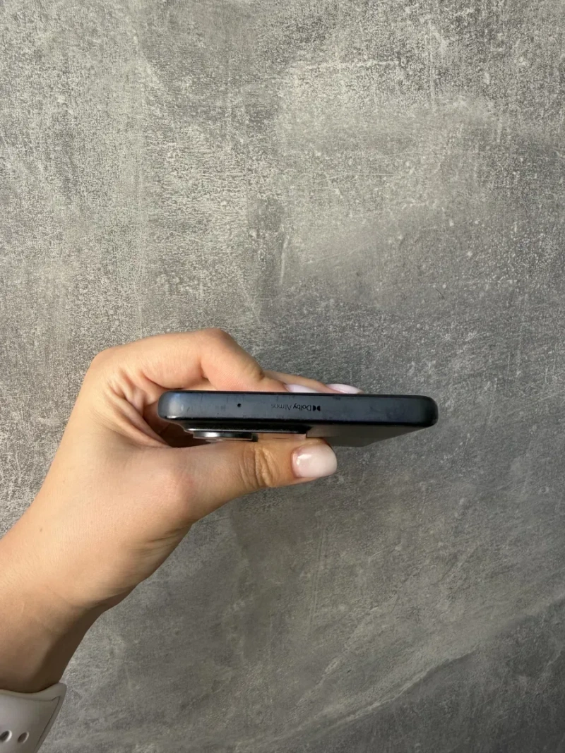 Motorola edge 40 neo 12/256 в дуже гарному стані. З коробкою. Гарантія 3 місяці — фото 5