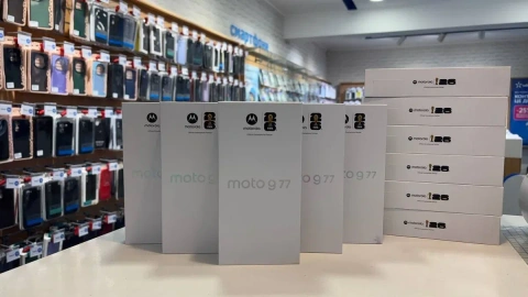 Motorola G77 8/256 офіційна версія UA black, green