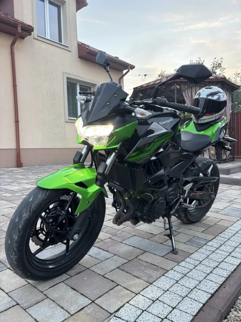Мотоцикл  Kawasaki z400 2019 — фото 4