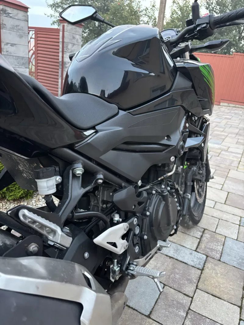 Мотоцикл  Kawasaki z400 2019 — фото 8