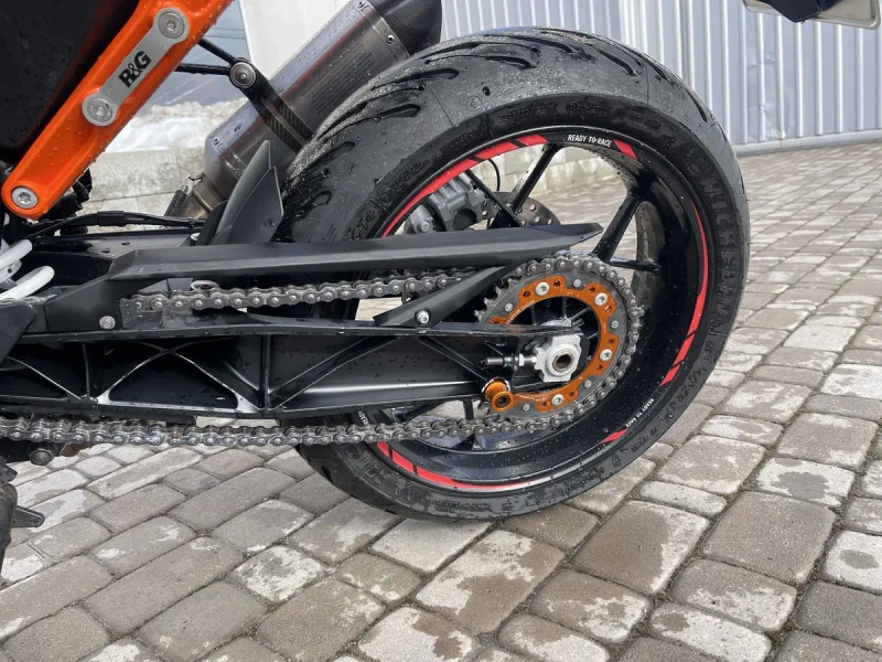 Мотоцикл KTM 690 Duke R — фото 6