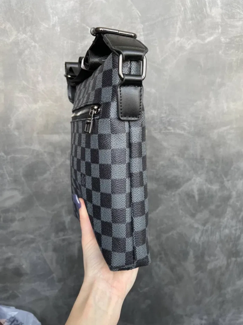 Мужская сумка Louis Vuitton барсетка чоловіча через плече луі віттон — фото 4