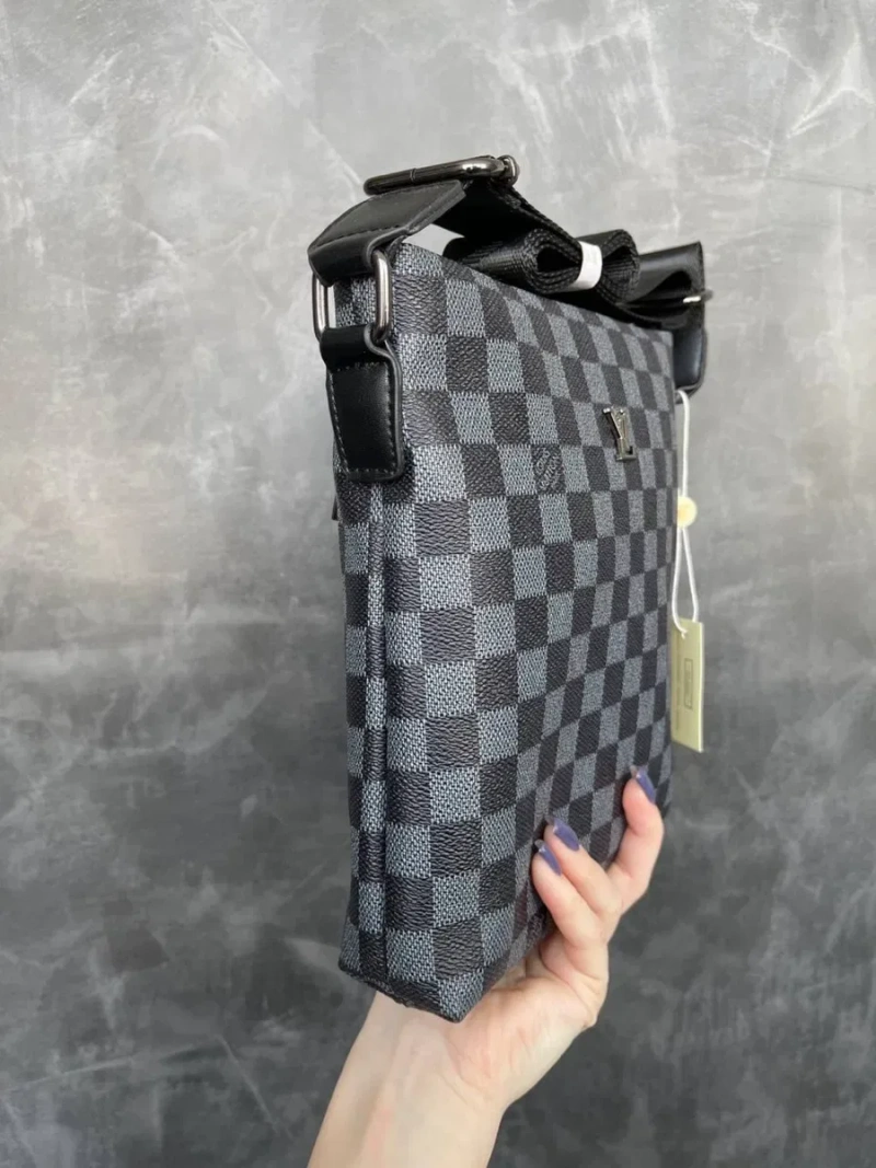 Мужская сумка Louis Vuitton барсетка чоловіча через плече луі віттон — фото 6
