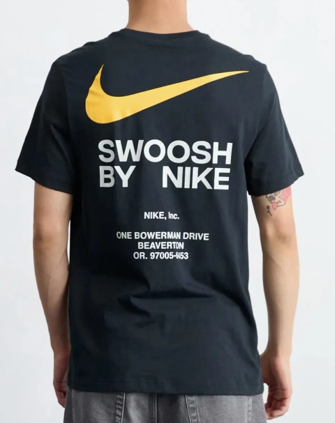 Мужскте футболки Nike Swoosh черная белая унисекс найк свуш
