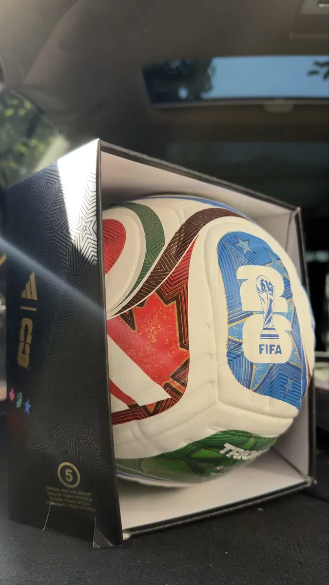 Мяч футбольний Adidas Trionda  2026 в подарунковій коробці мяч адідас Тріонда 2026 розмір 5 — фото 7