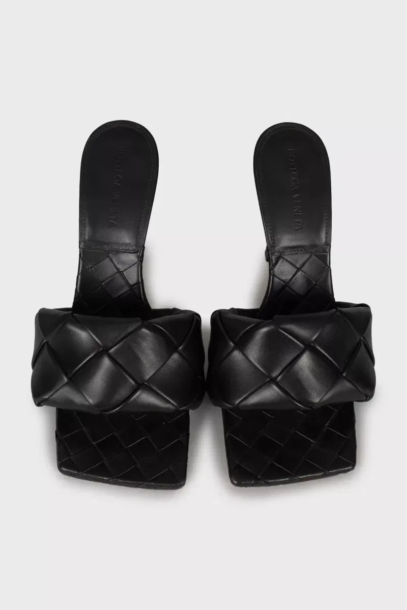 Мюлі та сумка від Bottega Veneta — фото 2
