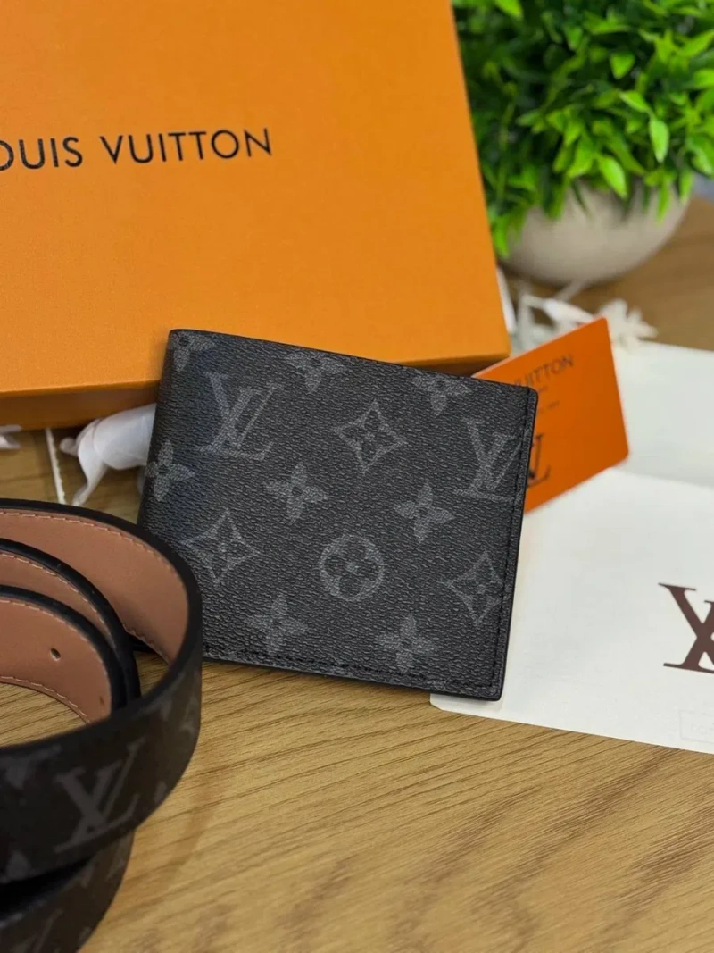 Набір Louis Vuitton чорний ремінь + гаманець Lv набор Луи Витон Лв | Набор Луї Вітон чоловічий чорний пасок Лв 105 см ремінь Louis Vuitton чорний — фото 4