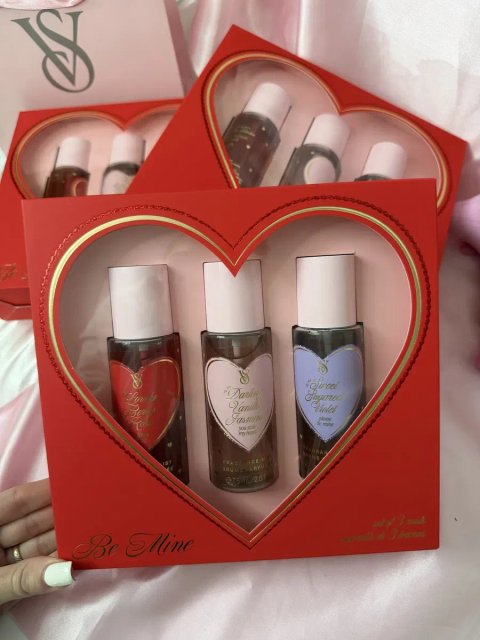 Набір Victoria's Secret Be Mine Mini Fragrance Mist Gift Set