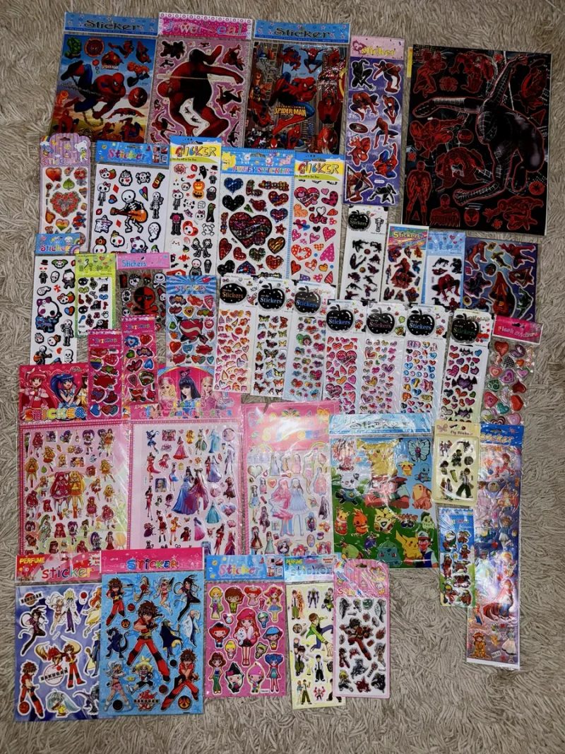 Наклейки наліпки 2000 winx monster high принцеси bratz barbie блискучі обʼємні — фото 2