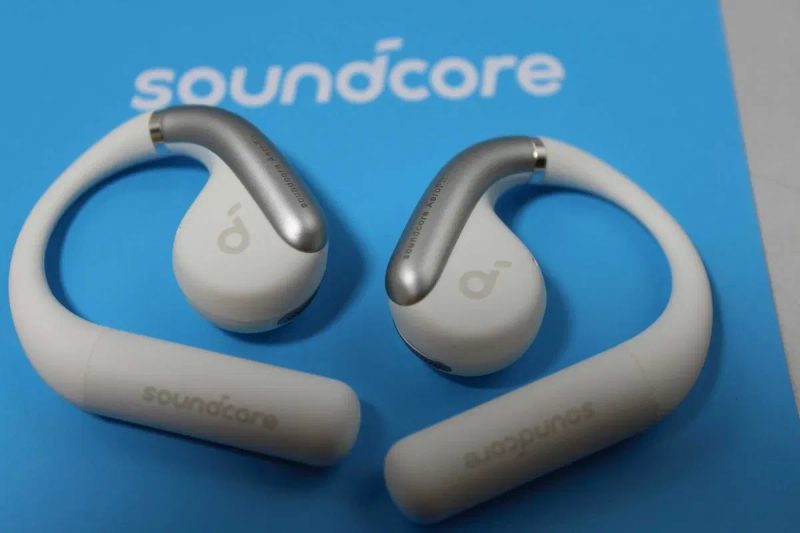 Навушники Anker SoundCore AeroFit Calm White — фото 3