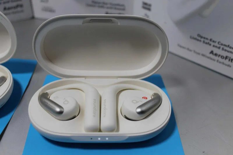 Навушники Anker SoundCore AeroFit Calm White — фото 4
