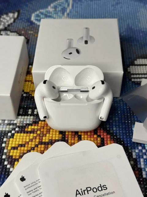 Навушники Apple Airpods 4 (Активне шумопоглинання ANC)