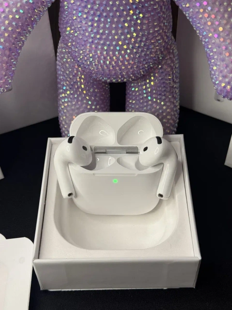 Навушники Apple Airpods 4