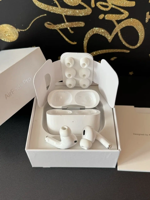 Навушники Apple AirPods Pro 2