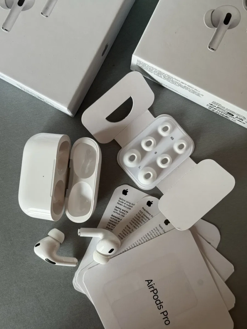 Навушники Apple AirPods Pro 2 Generation — фото 5