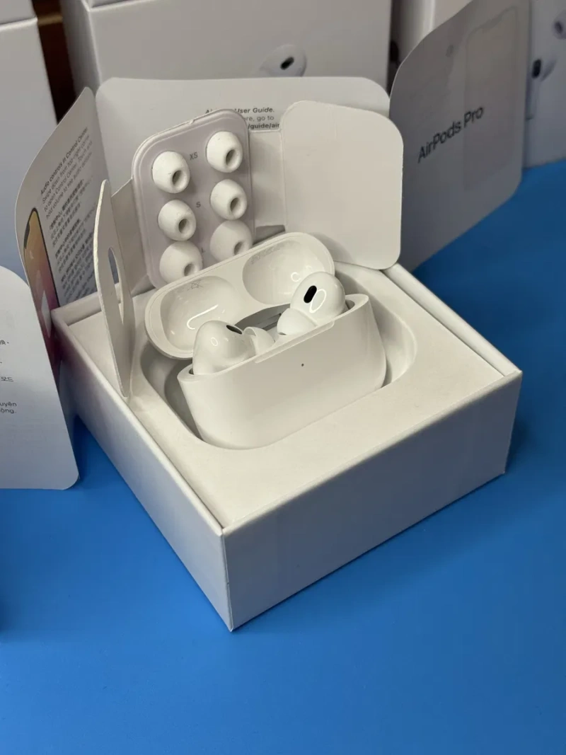 Навушники Apple AirPods Pro 2 Generation з активним шумопоглинанням — фото 2