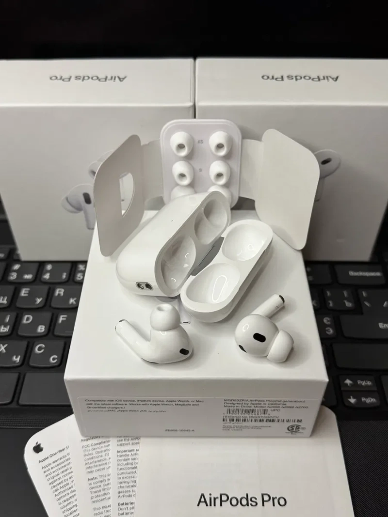 Навушники Apple AirPods Pro 2 з шумоподавленням — фото 3