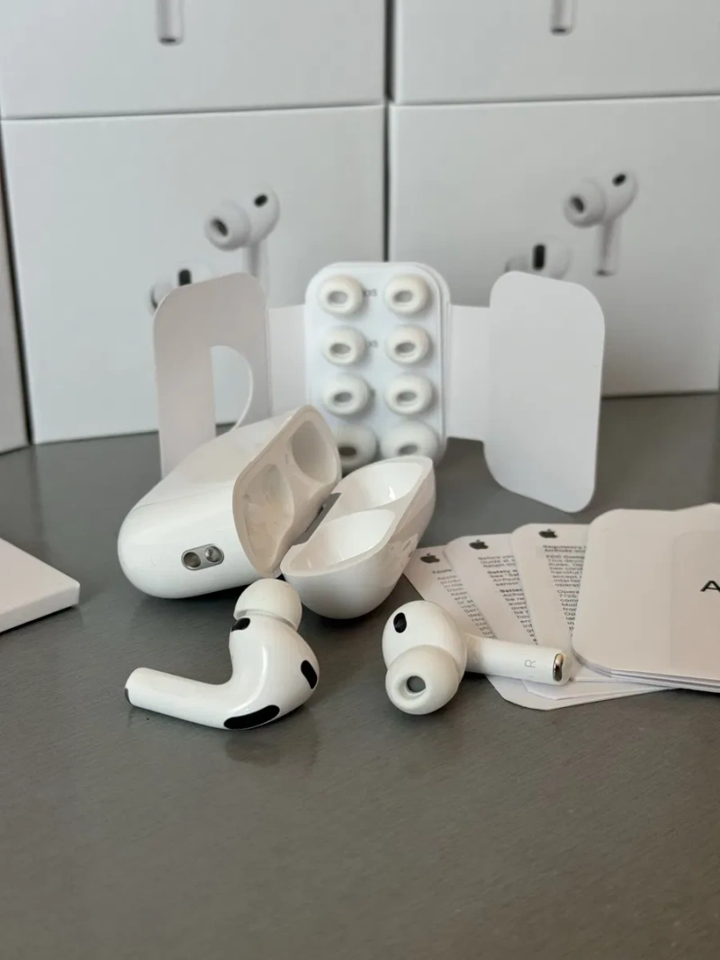 Навушники Apple AirPods Pro 3 Gen (Активне шумоподавлення) — фото 2