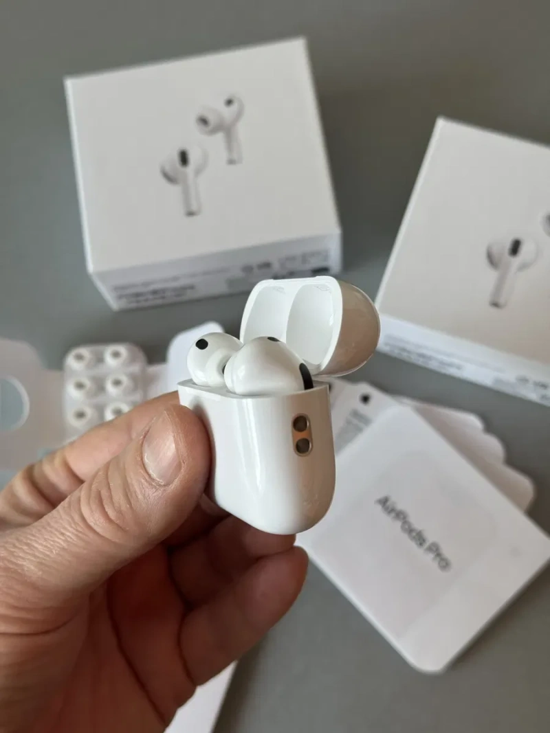 Навушники Apple AirPods Pro 3 Gen (Активне шумоподавлення) — фото 4
