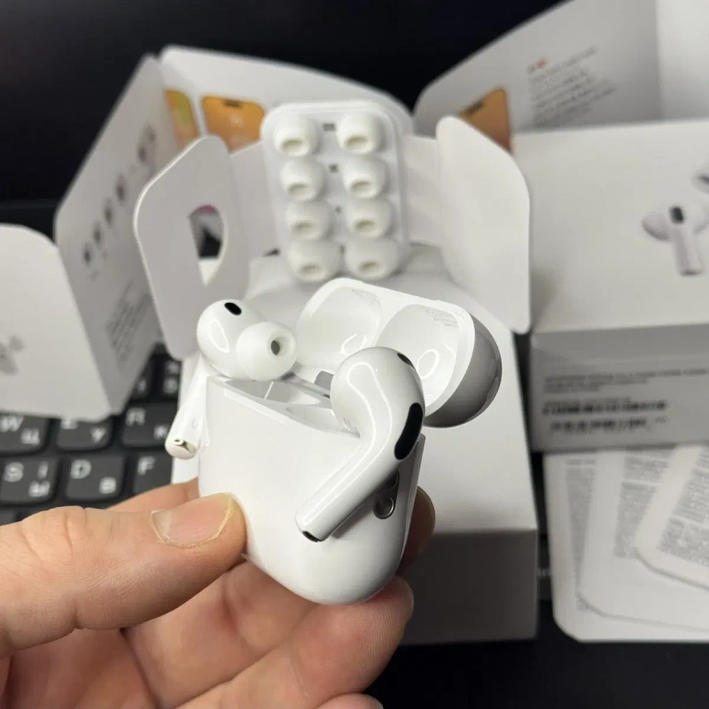 Навушники Apple Airpods Pro 3 Gen — фото 2
