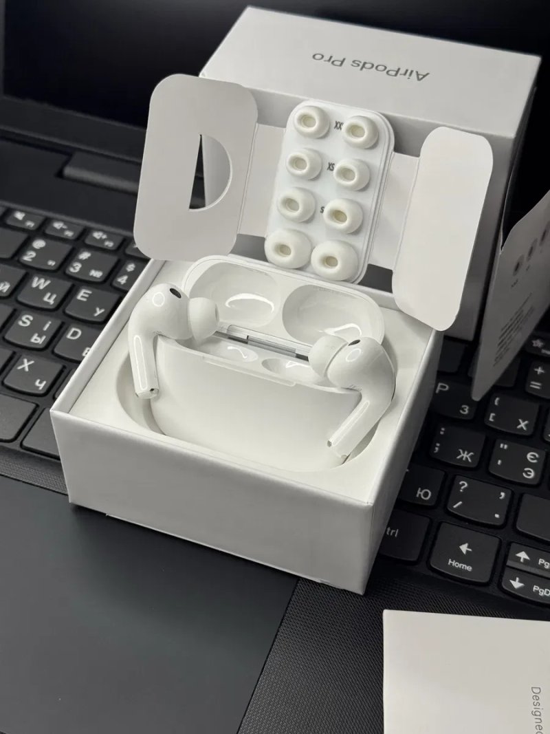 Навушники Apple AirPods Pro 3 Gen — фото 3