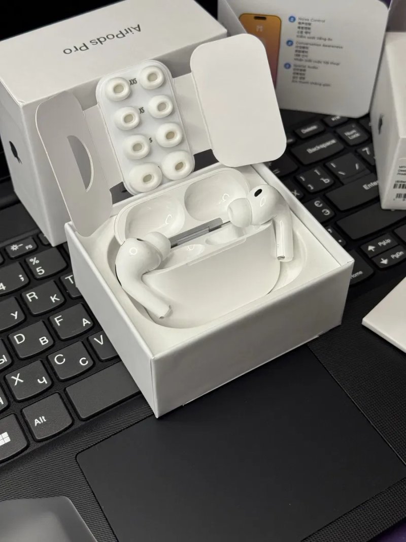 Навушники Apple AirPods Pro 3 Gen — фото 4