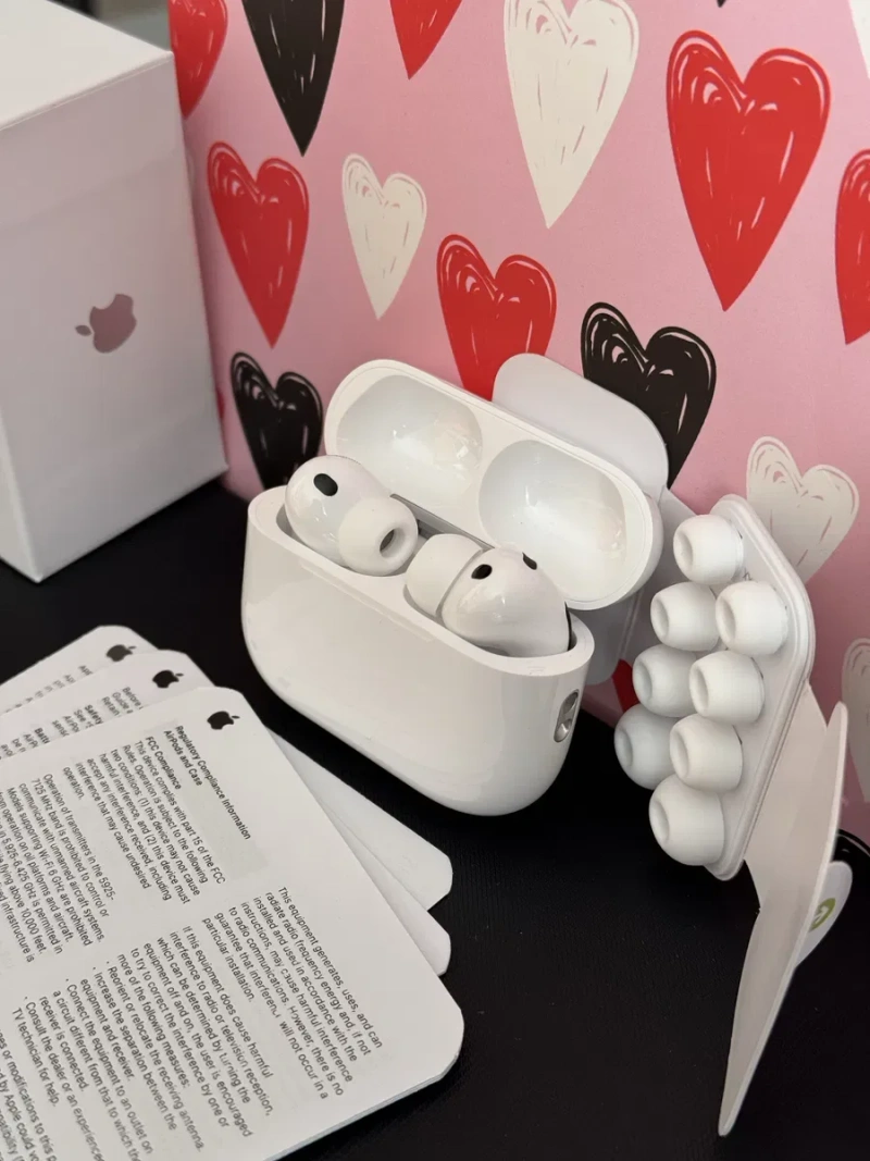 Навушники Apple AirPods Pro 3 (Шумоподавлення і режим прозорості) — фото 2