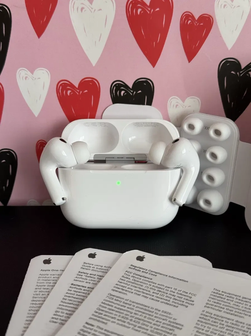 Навушники Apple AirPods Pro 3 (Шумоподавлення і режим прозорості) — фото 4