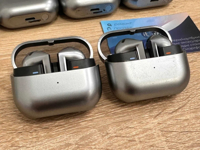 Навушники Бездротові Samsung Buds 3 SM-R530/З Активним Шумодавом! з функціями AI Оригінал! TWS Магазин!Гарантія!Самсунг Бадс Silver airpods/jbl/Блютуз — фото 2