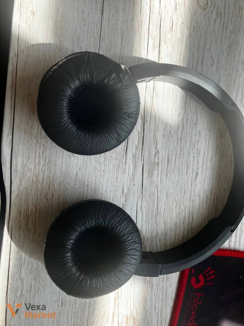 Навушники та AirPods у комплекті — фото 4